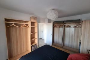 Nice appartment Wifi Balcony free parking close