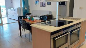Sun Marine Apartment - Imazhi 12