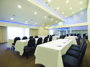 Oaks Sunshine Coast Oasis Resort商务区和/或会议室