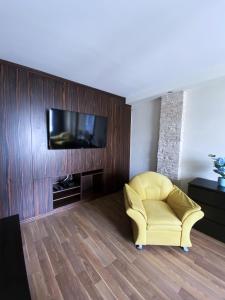 Televízia a/alebo spoločenská miestnosť v ubytovaní Comfort Apartment 2 rooms 65m2