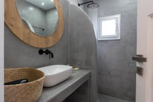 Ванна кімната в Symmetry Suites