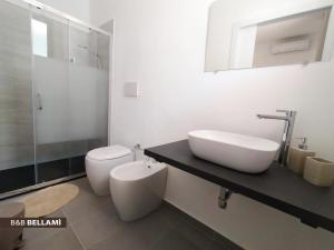 Kúpeľňa v ubytovaní B&B BELLAMI' + 37 fotografií