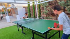 Stolní tenis v ubytování Sia Mare Residence nebo okolí