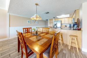 Køkken eller tekøkken på Ram Sea I 301