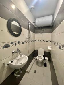 Vonios kambarys apgyvendinimo įstaigoje Dream