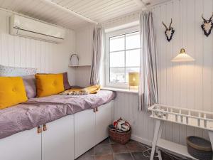 ロッケンにあるThree-Bedroom Holiday home in Løkken 32のギャラリーの写真