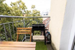 Balkon lub taras w obiekcie Deluxe apartment near hauptbahnhof