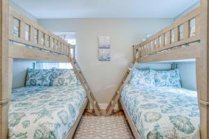 Katil atau katil-katil dalam bilik di Koral Retreat - Meredith Lodging