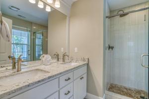 Bilik mandi di Koral Retreat - Meredith Lodging +43 gambar