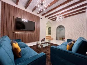 TV a/nebo společenská místnost v ubytování Casona Plaza Hotel Cusco