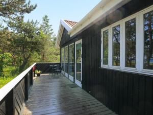 Balkón nebo terasa v ubytování Holiday home Sjællands Odde XVIII