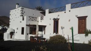 Gedung tempat country house berlokasi