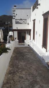 Gedung tempat country house berlokasi