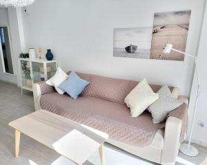 A seating area at Tarifa Sol y Sal