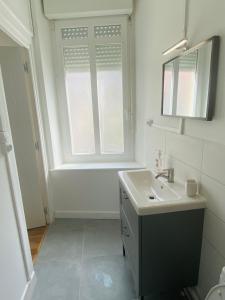 Kúpeľňa v ubytovaní 1st Floor Cozy Central Flat with free parking