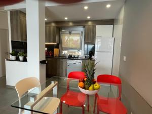 Kuchyňa alebo kuchynka v ubytovaní OverTheSea - PUEBLECITO Apartment