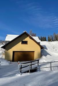 GARAGE Harrachov v zime