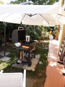 BBQ facilities available to guests at the bed & breakfast