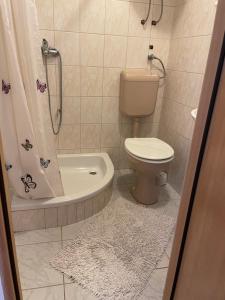 Koupelna v ubytování Studio Apartmani Kremić