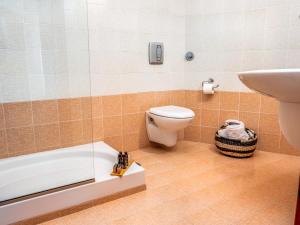 Koupelna v ubytování Elounda Alikes Suites & Studios
