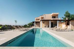 Villa Maribia with Private pool 내부 또는 인근 수영장