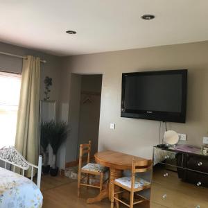 TV i/ili multimedijalni sistem u objektu The perfect rest place