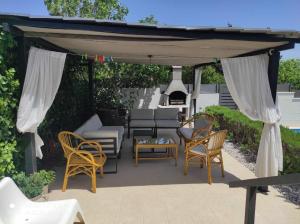 Αίθριο ή υπαίθριος χώρος στο HOUSE ZOYA