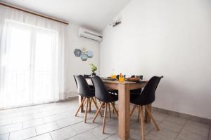Fotografie z fotogalerie ubytování Villa Adriatica v destinaci Marusici 