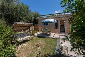 Zahrada ubytování Bougainvillea house with private garden