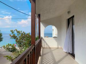 Fotografie z fotogalerie ubytování A Place of Philoxenia v destinaci Aíyira
