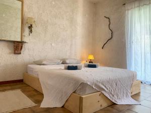 Fotografie z fotogalerie ubytování A Place of Philoxenia v destinaci Aíyira