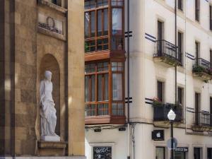 The building in which Az apartmant is located