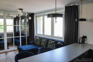 Posedenie v ubytovaní D Apartments "Z wizytą u Branickich" + 8 fotografií