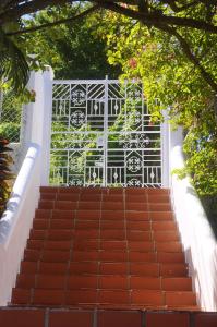 Фотография из галереи Marigot Palms Luxury Caribbean Apartment Suites в городе Маригот-Бэй