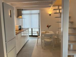 A kitchen or kitchenette at Loft EL DUQUE