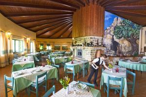 Restaurace v ubytování Hotel Sa Muvara
