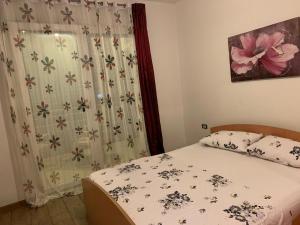 Postel nebo postele na pokoji v ubytování Bey’s GuestHouse