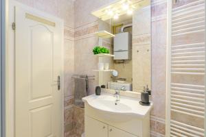 Koupelna v ubytování Apartment Vita + 9 fotografií