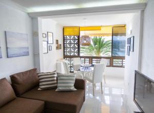 Gallery image of Doñana Apartamento Sunset first line to the beach in Patalavaca