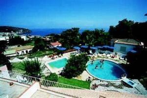 A view of the pool at Hotel Bel Tramonto or nearby
