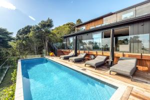 Πισίνα στο ή κοντά στο Kaitiaki Lodge - Private pool & Spa