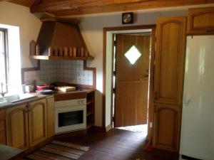 Kuchyň nebo kuchyňský kout v ubytování Cottage on unique farm + 12 fotografií