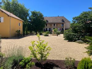 Gallery image of Le Clos De Quintaine Gîtes de Charme in Clessé