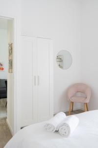 Posteľ alebo postele v izbe v ubytovaní Le Concorde 1 - Appartement 1 chambre Terrasse Clim Calanques Vélodrome