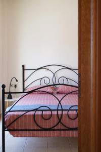 Кровать или кровати в номере Hestia Maisonette