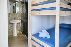 A bathroom at Mercede Rooms