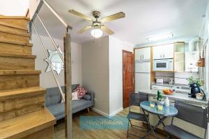 A kitchen or kitchenette at HH Casa Chica