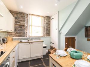 Gallery image of 1 Lake View in Coniston