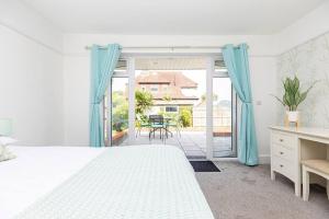Gallery image of Elmsway - Southbourne in Southbourne