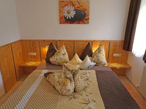 Posteľ alebo postele v izbe v ubytovaní Apartment Evi by Interhome